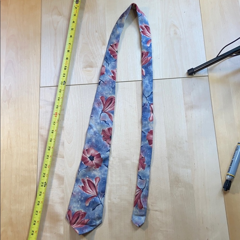 Bugatti Silk Tie! With Pink And Blue Floral Design
